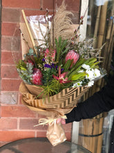 Load image into Gallery viewer, Modern Native Bouquet