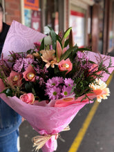 Load image into Gallery viewer, Spectacular Pinks