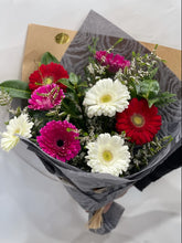 Load image into Gallery viewer, Happy heart