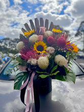 Load image into Gallery viewer, Sunflower Paradise
