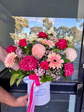Load image into Gallery viewer, Pink Luxe Box
