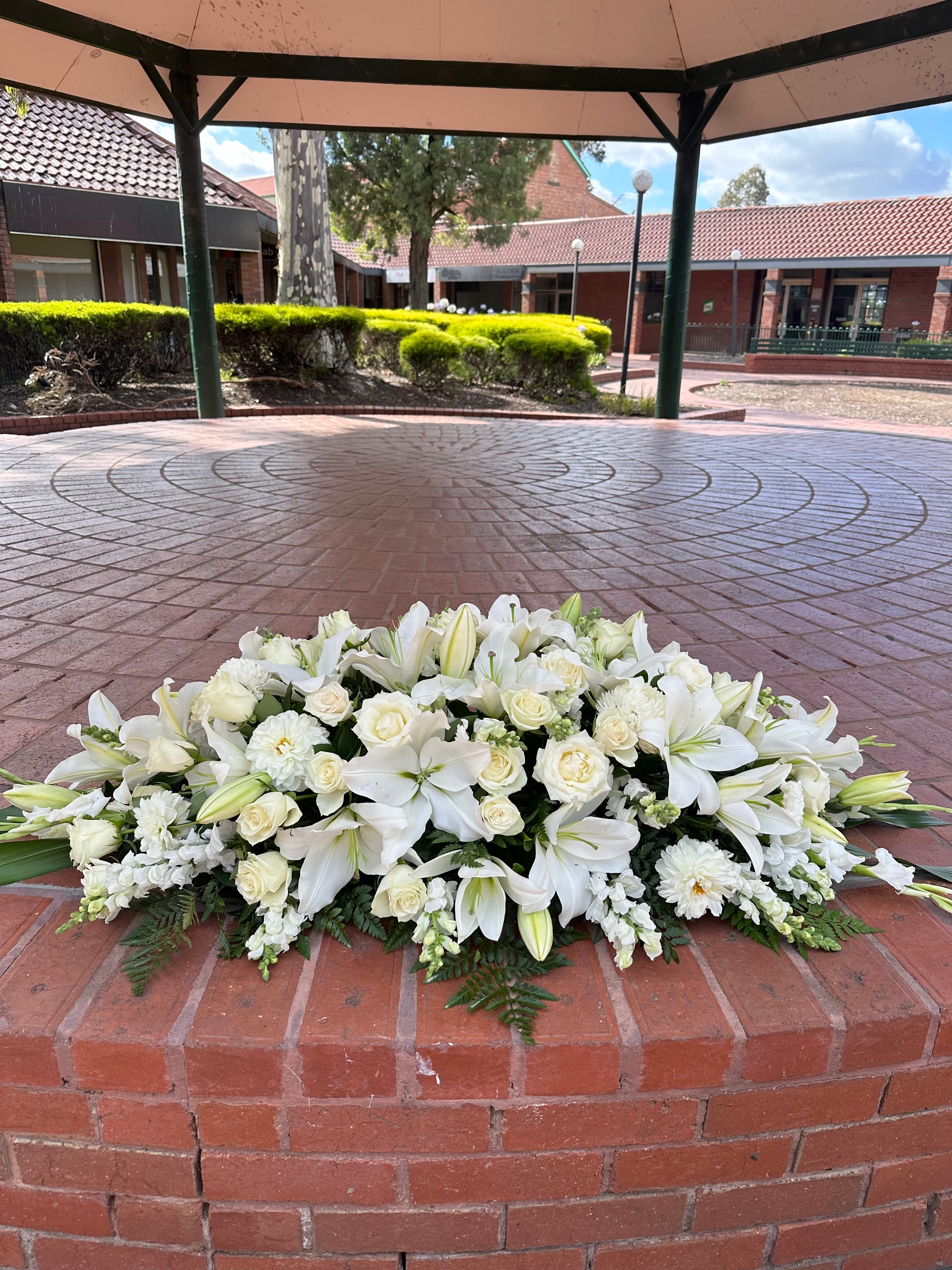 Cascade Coffin Flowers