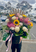 Load image into Gallery viewer, Sunflower Paradise

