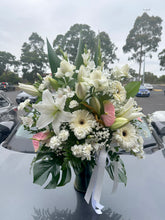 Load image into Gallery viewer, Heartfelt Blooms
