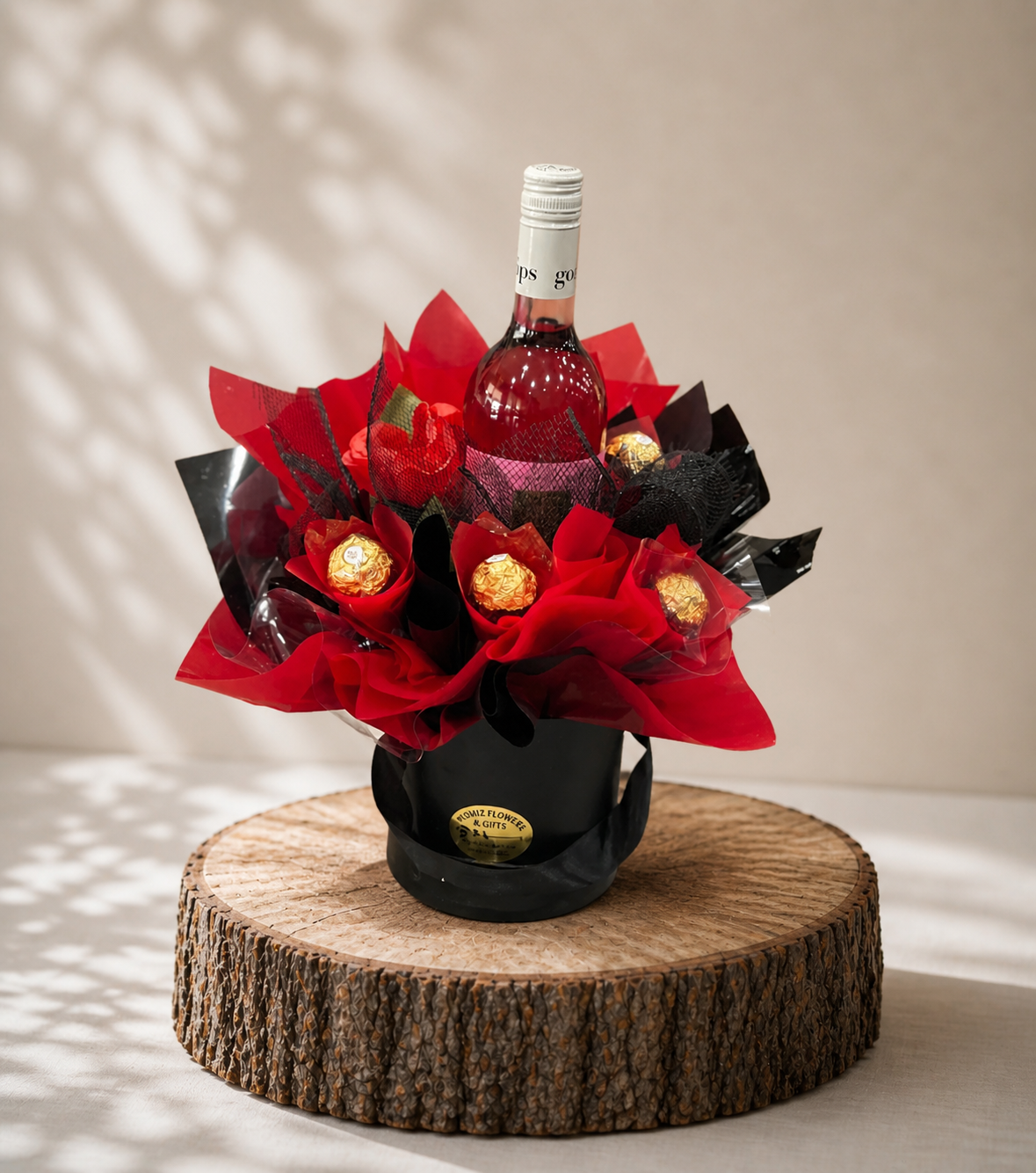 Black Gossip chocolate box