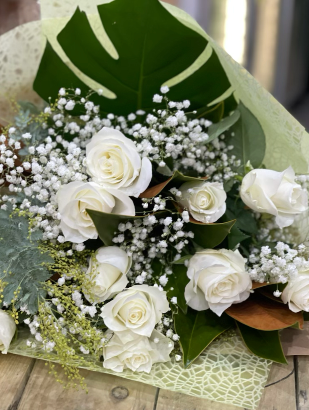 White rose boquet