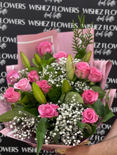 Load image into Gallery viewer, Faithy Pink Bouquet
