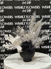 Load image into Gallery viewer, Midnight Dried Florals
